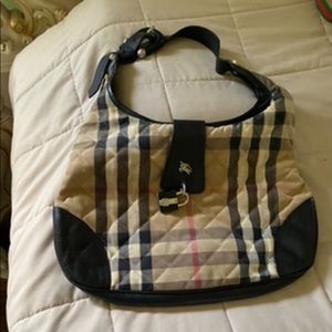 Burberry purse